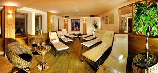Hotel FIS***