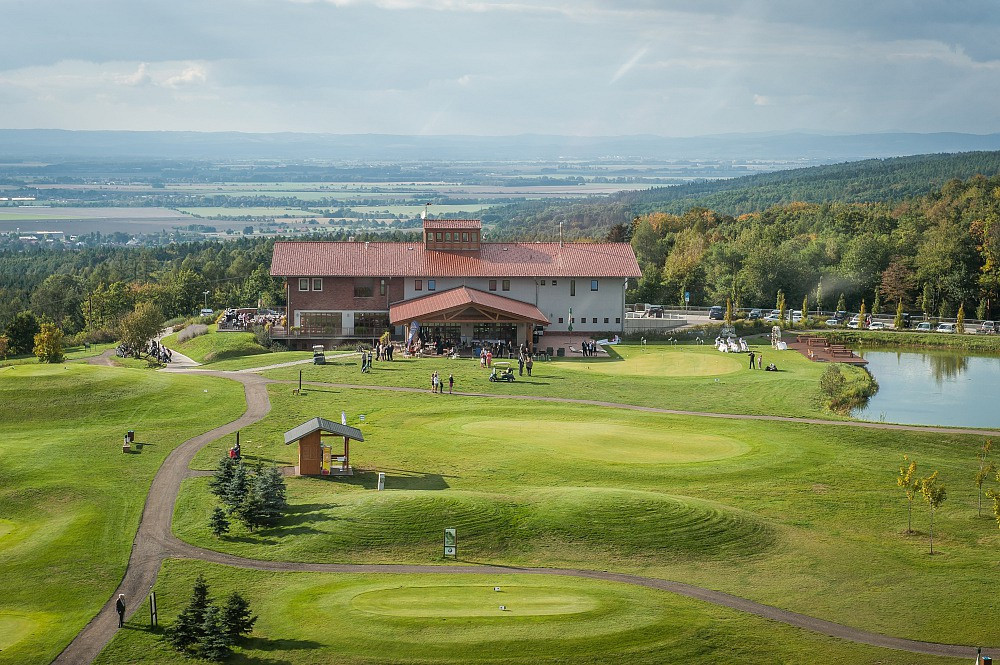 Fee 18 holes Olomouc - Sa - Su Fee 18 holes Olomouc - Sa - Su