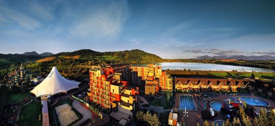 Akvamarín Bešeňová hotel