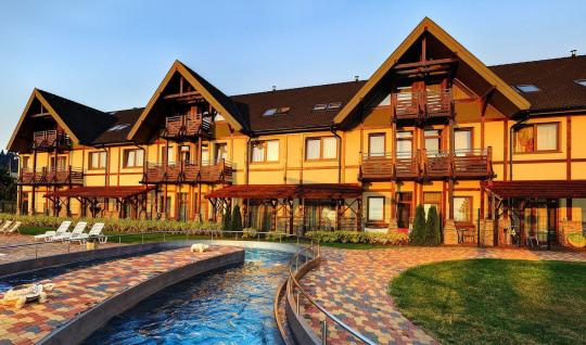 Hotel Bešeňová ***