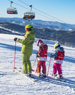 5-tägiger Kurs in einer Skischule für Kinder (12-17 j.)