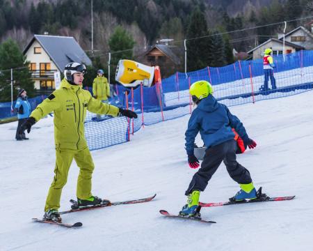 5-tägiger Kurs in einer Skischule für Kinder (12-17 j.)