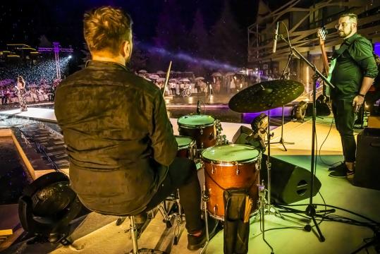 Konzert der Band IMT Smile bei der Sommereröffnung in Bešeňová