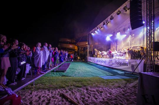 Konzert der Band IMT Smile bei der Sommereröffnung in Bešeňová