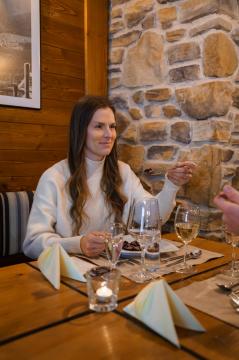 Večeře zážitků s přednáškou Aleny Zárybnické