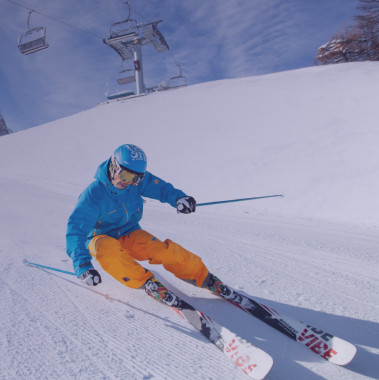 Lyžování a snowboarding